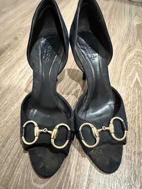 Gucci Black Open-Toe Heels with Gold Horsebit